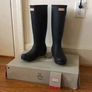 Matte Black Hunter Boots